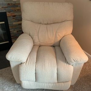 Lazyboy Rocker Recliner 1 year old